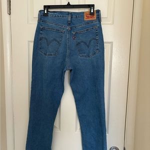 Levi’s Wedgie Straight Jeans